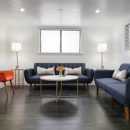 Villa Bsu Campus 3 Beds Fully Remodeled